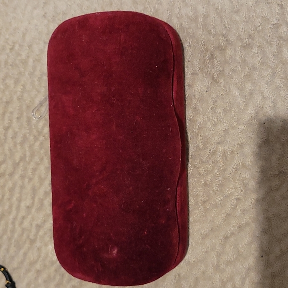 GUCCI GLASSES - Picture 3 of 3